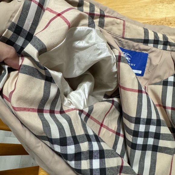 Burberry Ladies Trench Coat Lightweight - Picture 9 of 10